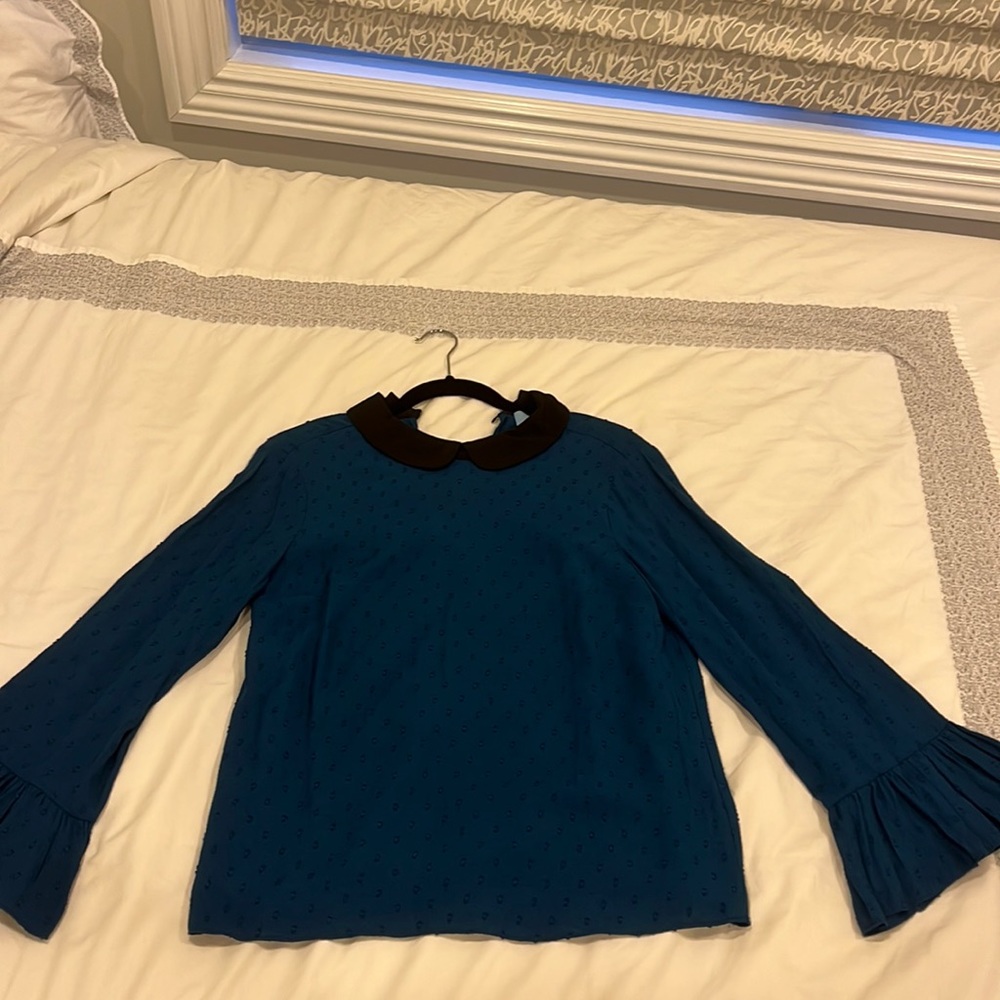 Cece collared bell sleeve blouse
